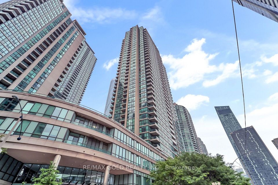 16 Yonge Street 1808, Toronto, ON M5E 2A1 at 16 Yonge Street 1808, Toronto, ON M5E 2A1, Toronto C01, ON, M5E 2A1