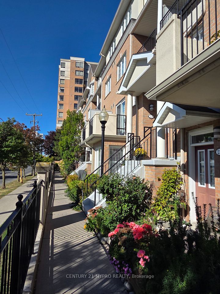 221 Grandview Way, Toronto, ON M2N 6V3 at 221 Grandview Way, Toronto, ON M2N 6V3, Toronto C14, ON, M2N 6V3