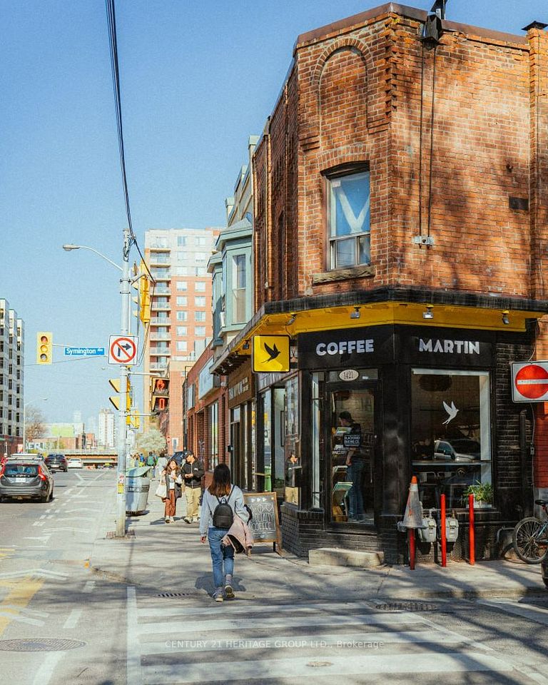 1421 Bloor Street W, Toronto, ON M6P 3L4