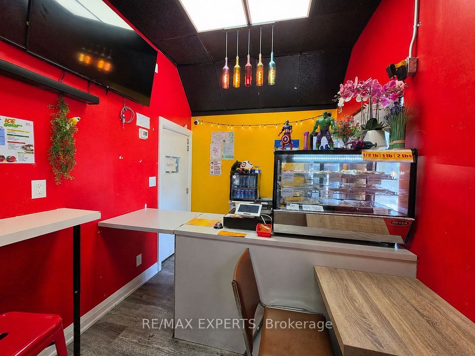 3040 Don Mills Road 4B, Toronto, ON M2J 3C1