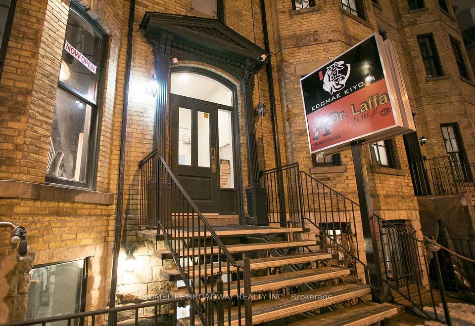 76 Gerrard Street E, Toronto, ON M5B 1G6