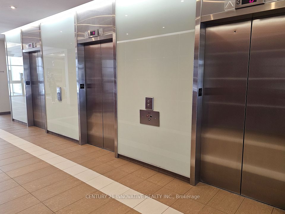 220 Duncan Mill Road W 603, Toronto, ON M3B 3J5