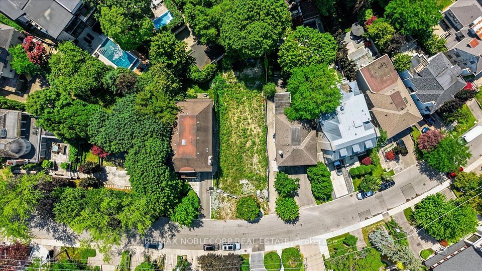 180 Dunvegan Road, Toronto, ON M5P 2P2 at 180 Dunvegan Road, Toronto, ON M5P 2P2, Toronto C03, ON, M5P 2P2