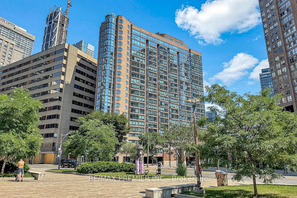 1055 Bay Street 1804, Toronto, ON M5S 3A3 at 1055 Bay Street 1804, Toronto, ON M5S 3A3, Toronto C01, ON, M5S 3A3
