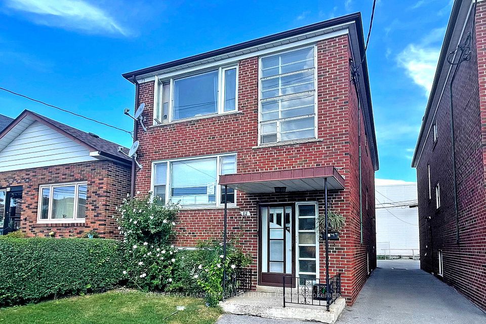 82 Lanark Avenue, Toronto, ON M6E 2G4 at 82 Lanark Avenue, Toronto, ON M6E 2G4, Toronto C03, ON, M6E 2G4