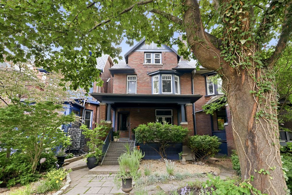 Semi-Detached  at 33 Albany Avenue, Toronto, ON M5R 3C2, Toronto C02