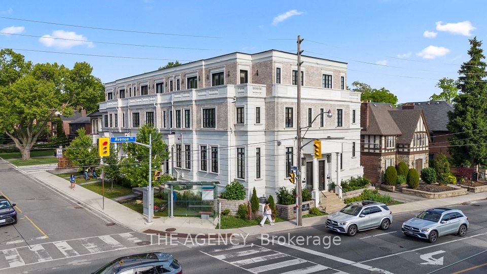 Att/Row/Townhouse at 30 Hillhurst Boulevard, Toronto, ON M5N 1N6, Toronto C04