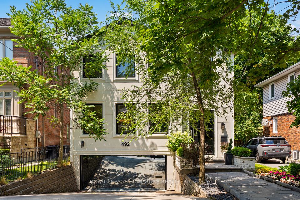 Detached at 492 Old Orchard Grove, Toronto, ON M5M 2G5, Toronto C04
