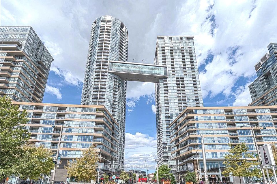 15 Iceboat Terrace 1806, Toronto, ON M5V 4A5 at 15 Iceboat Terrace 1806, Toronto, ON M5V 4A5, Toronto C01, ON, M5V 4A5