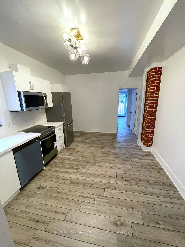 Semi-Detached  at 293 Euclid Avenue 202, Toronto, ON M6J 2K1, Toronto C01