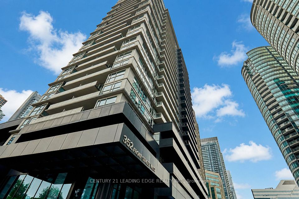 Condo Apartment at 352 Front Street W PH08, Toronto, ON M5V 1B5, Toronto C01