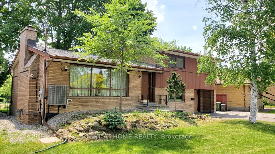 Detached at 169 Yorkview Drive 1, Toronto, ON M2R 1K2, Toronto C07