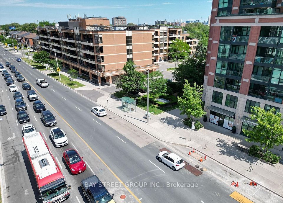 515 Wilson Avenue, Toronto, ON M3H 1V1