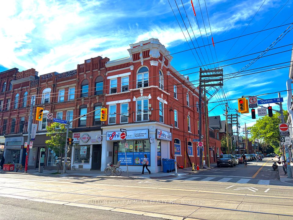 652 Queen Street W 2nd Floor, Toronto, ON M6J 1E5