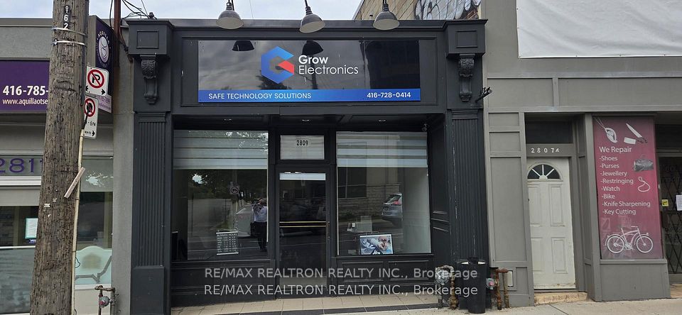 2809 Bathurst Street N, Toronto, ON M6B 3A4