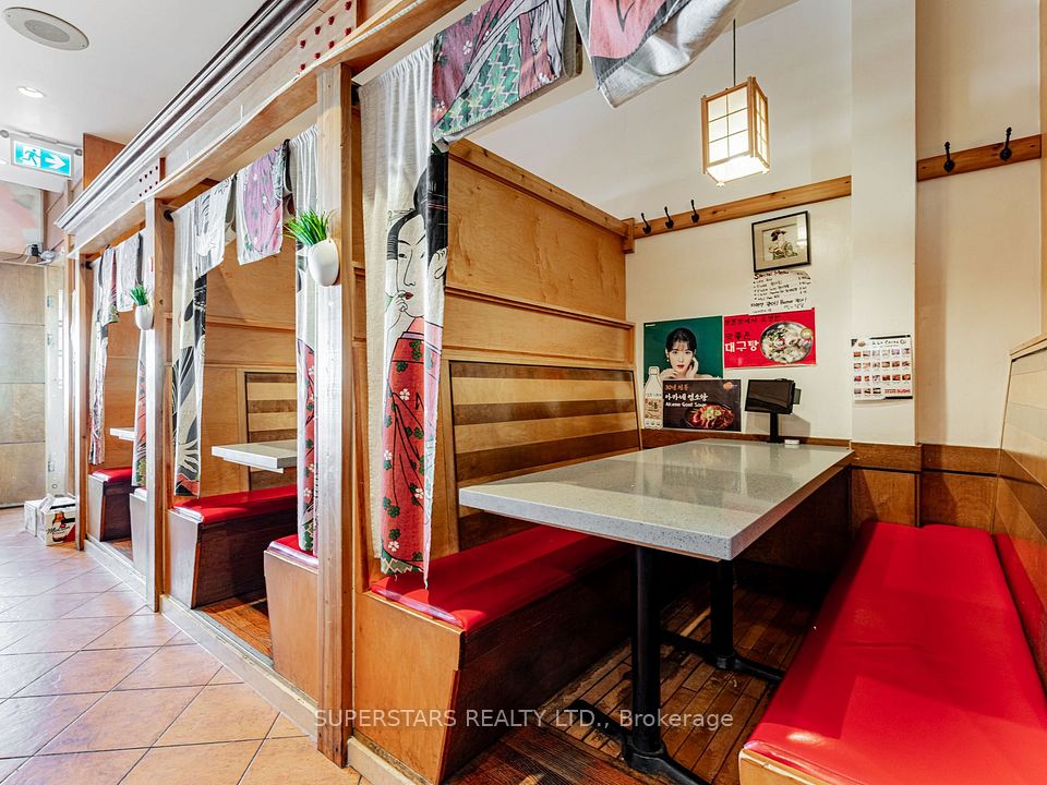 6212 Yonge Street 103A, Toronto, ON M2M 3X4
