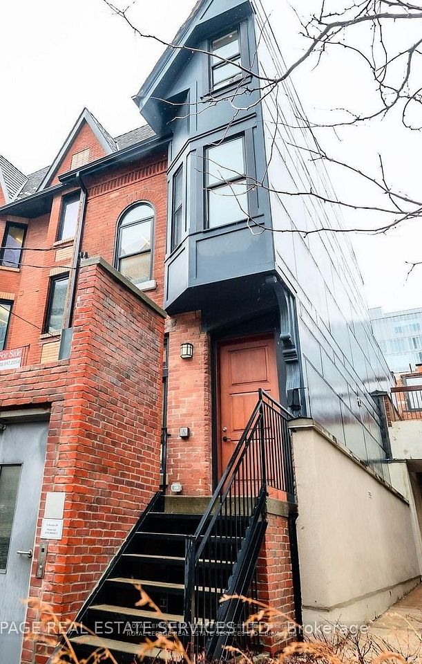 54 1/2 ST PATRICK Street, Toronto, ON M5T 1V1