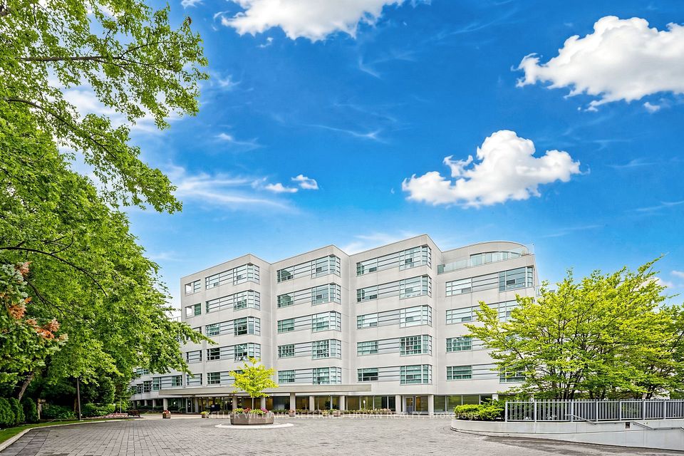 1 Watergarden Way 5, Toronto, ON M2K 2Z7 at 1 Watergarden Way 5, Toronto, ON M2K 2Z7, Toronto C15, ON, M2K 2Z7