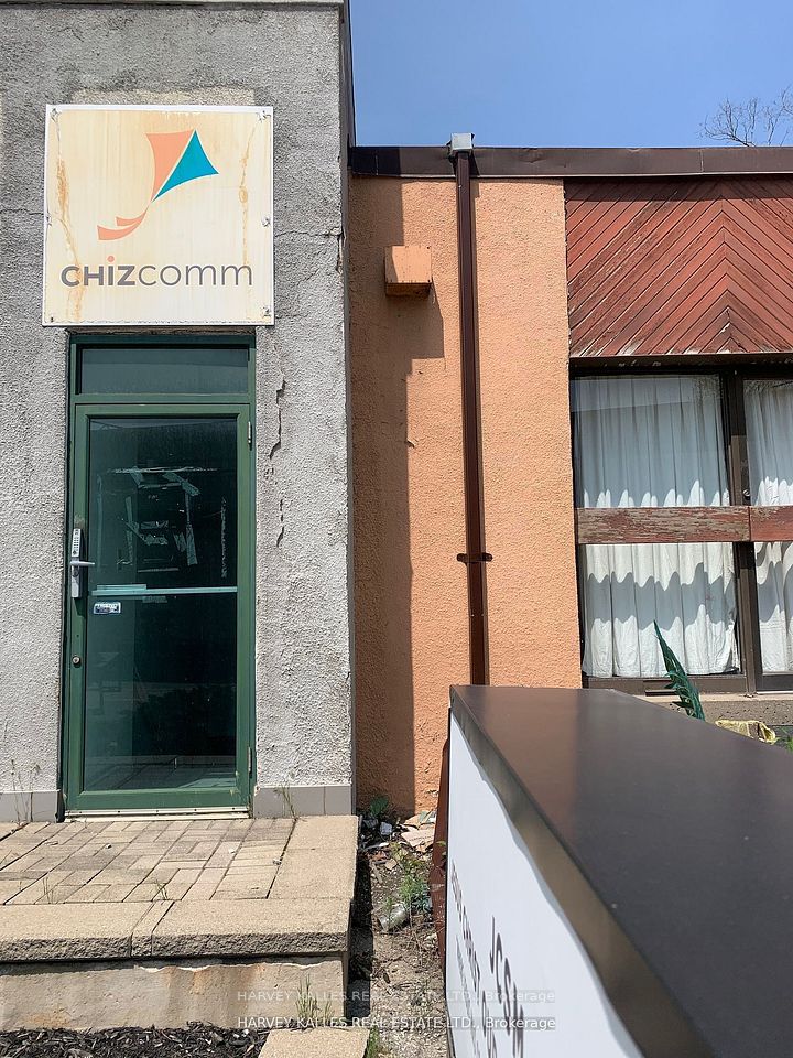 258 Wilson Avenue B100, Toronto, ON M3H 1S6