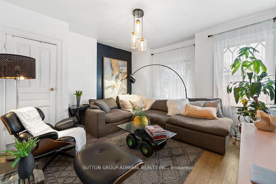 40 Claremont Street, Toronto, ON M6J 2M5 at 40 Claremont Street, Toronto, ON M6J 2M5, Toronto C01, ON, M6J 2M5