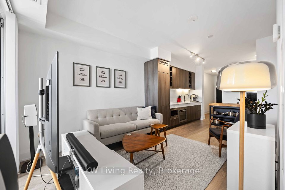 101 Erskine Avenue 1703, Toronto, ON M4P 0C5 at 101 Erskine Avenue 1703, Toronto, ON M4P 0C5, Toronto C10, ON, M4P 0C5