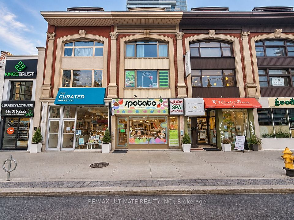 2471 Yonge Street, Toronto, ON M4P 2H6