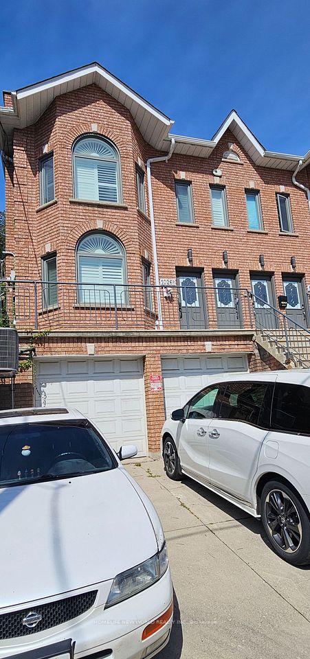 1026 B Davenport Road, Toronto, ON M6G 2B9 at 1026 B Davenport Road, Toronto, ON M6G 2B9, Toronto C02, ON, M6G 2B9