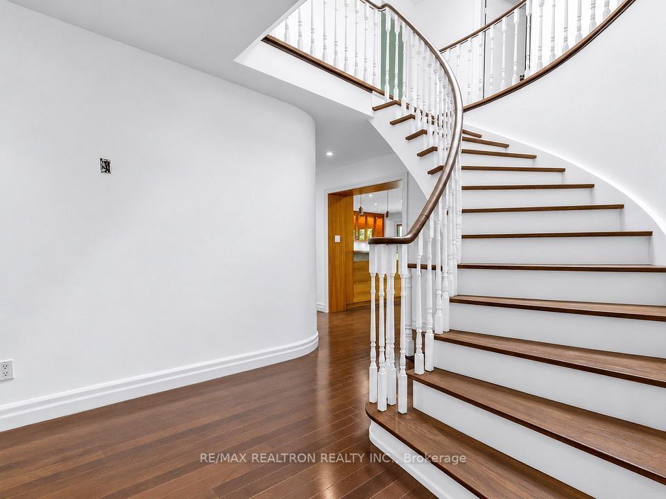42 Apollo Drive, Toronto, ON M3B 2G8 at 42 Apollo Drive, Toronto, ON M3B 2G8, Toronto C13, ON, M3B 2G8
