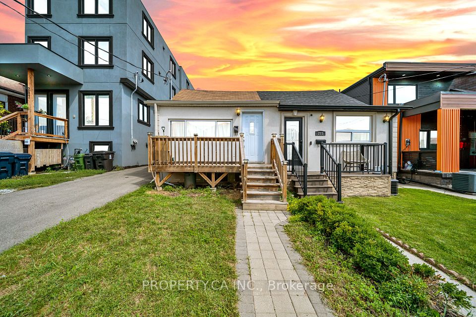 285 Robina Avenue, Toronto, ON M6C 3Y9 at 285 Robina Avenue, Toronto, ON M6C 3Y9, Toronto C03, ON, M6C 3Y9