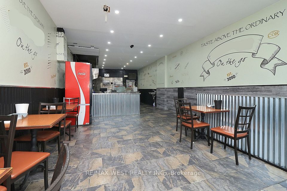 3023 Bathurst Street, Toronto, ON M6B 3B5