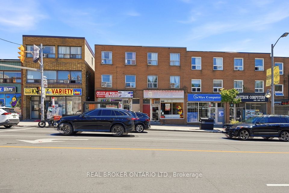 1479 Eglinton Avenue W, Toronto, ON M6E 2G6