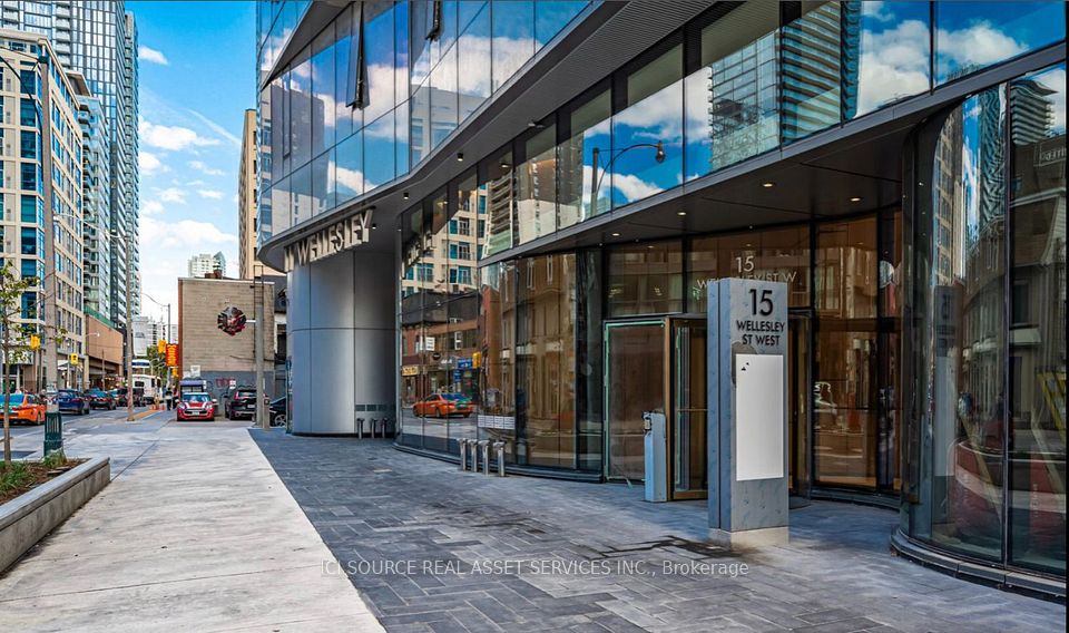 15 Wellesley Street W 213, Toronto, ON M4Y 0G7