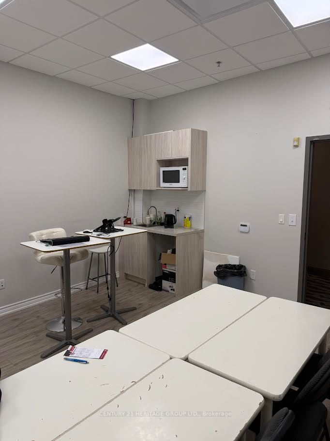 4750 Yonge Street 357, Toronto, ON M2N 0J6