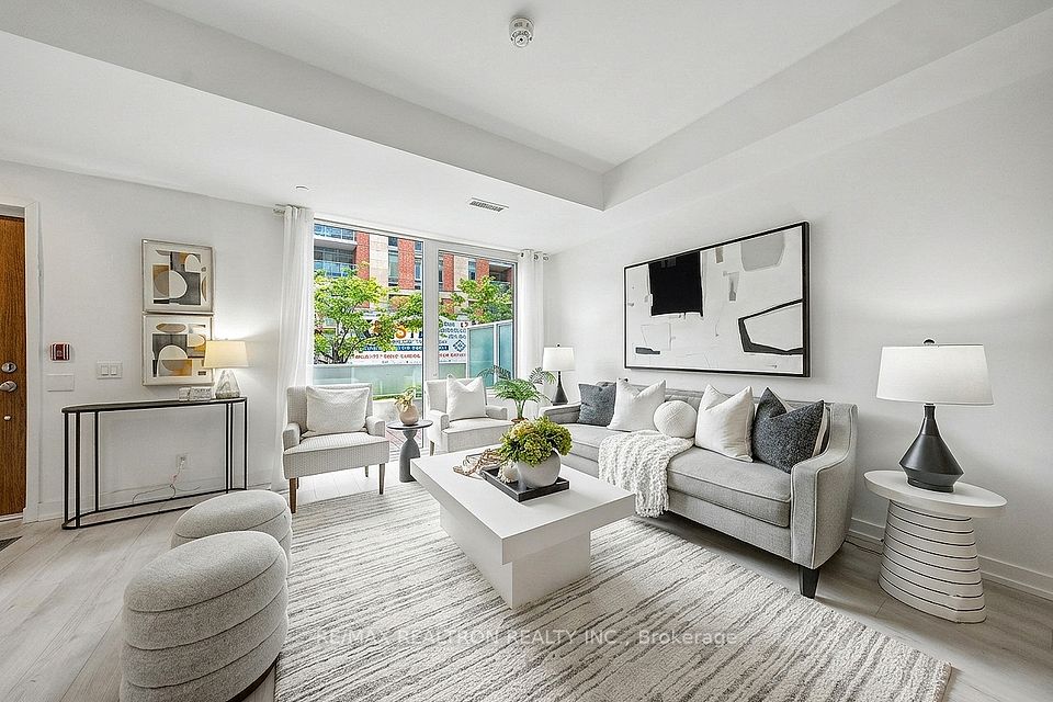 33 Helendale Avenue 102, Toronto, ON M4R 0A4 at 33 Helendale Avenue 102, Toronto, ON M4R 0A4, Toronto C03, ON, M4R 0A4