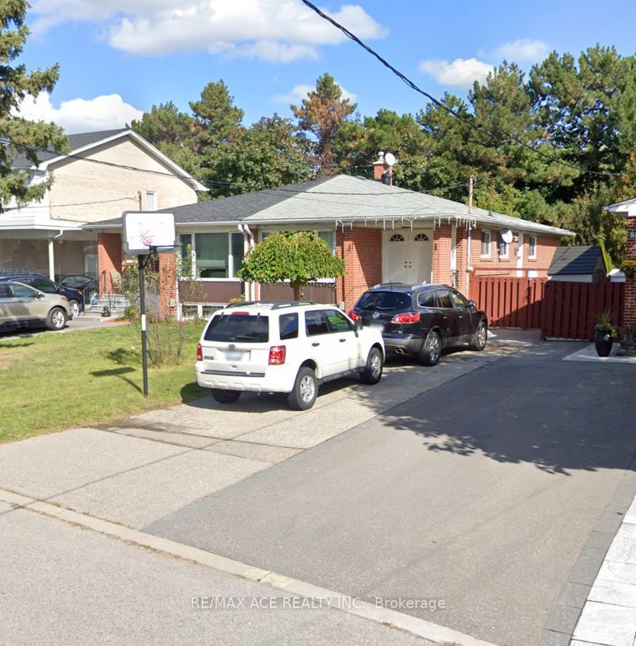 92 Baltray Crescent, Toronto, ON M3A 2H4 at 92 Baltray Crescent, Toronto, ON M3A 2H4, Toronto C13, ON, M3A 2H4