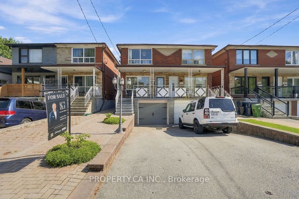 581A Delaware Avenue, Toronto, ON M6H 2V3 at 581A Delaware Avenue, Toronto, ON M6H 2V3, Toronto C02, ON, M6H 2V3