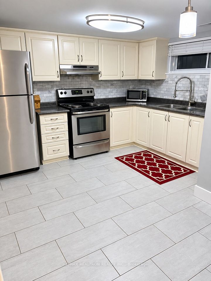 Detached at 197 Honiton Street BSMT, Toronto, ON M3H 5N5, Toronto C06