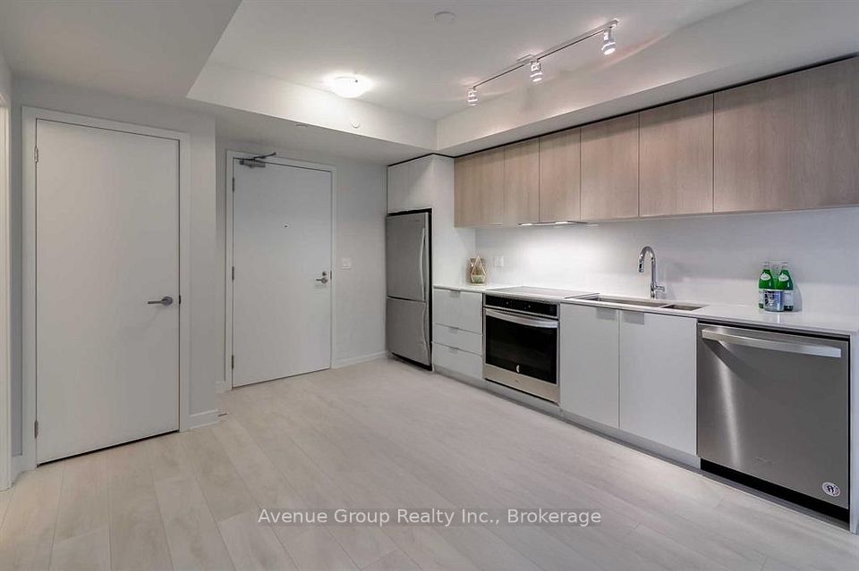 Condo Apartment at 6 Sonic Way N1008, Toronto, ON M3C 0P1, Toronto C11
