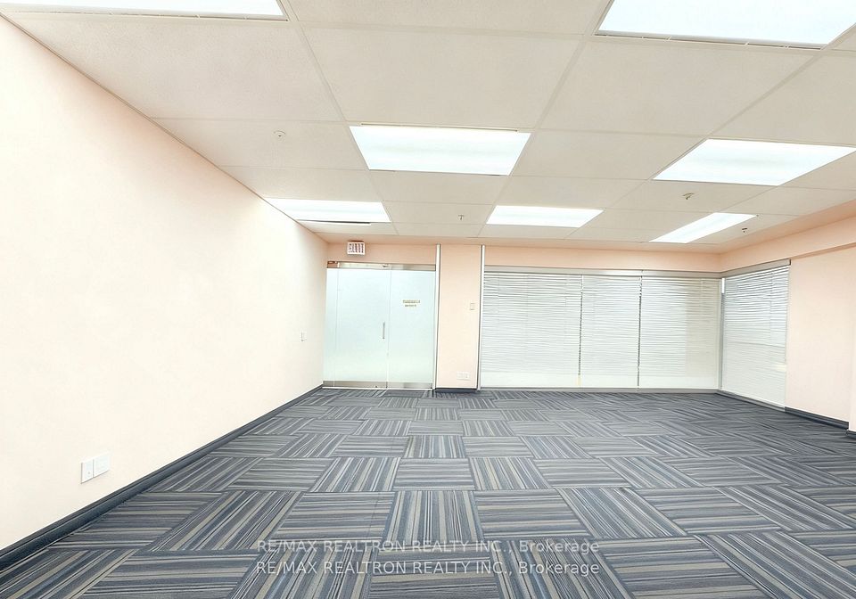 155 Gordon Baker Road 118, Toronto, ON M2H 3N5