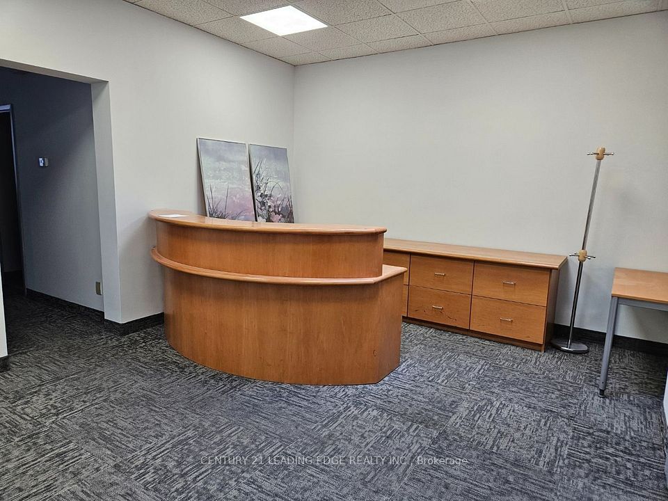 85 Curlew Drive 103, Toronto, ON M3A 2P8