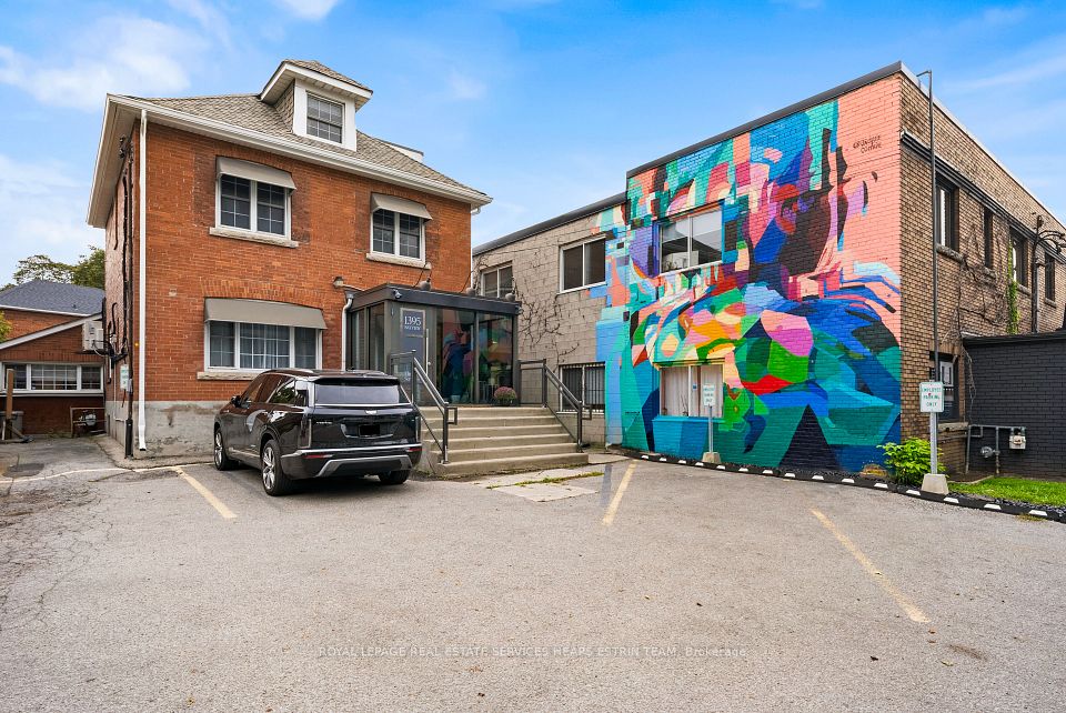1395 Bayview Avenue LL2, Toronto, ON M4G 3A6