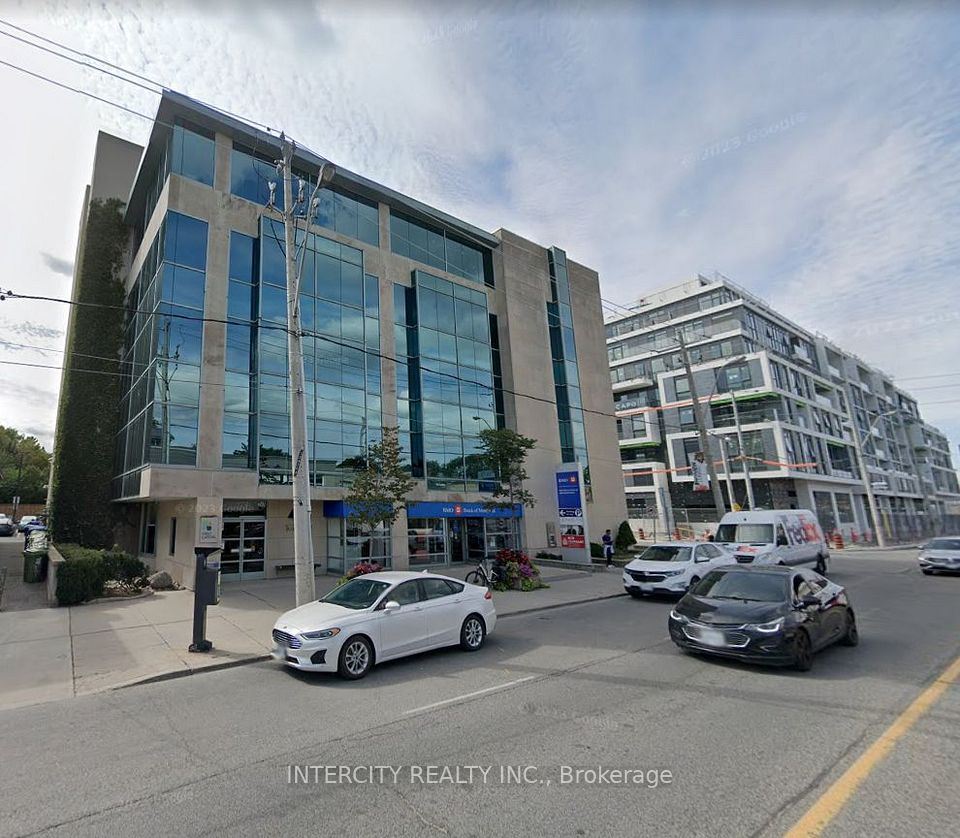 1670 Bayview Avenue 307, Toronto, ON M4G 3C2