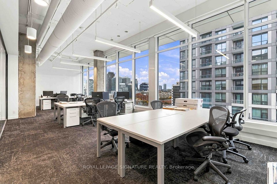 130 Queens Quay E 1005, Toronto, ON M5A 3Y5