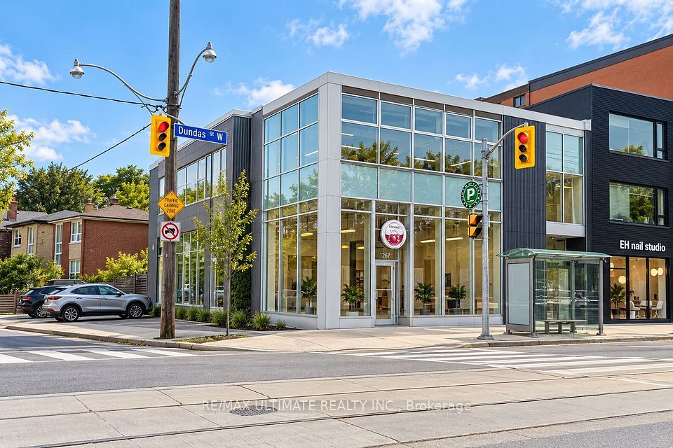 1269 Dundas Street W Rear Unit, Toronto, ON M6J 1H1
