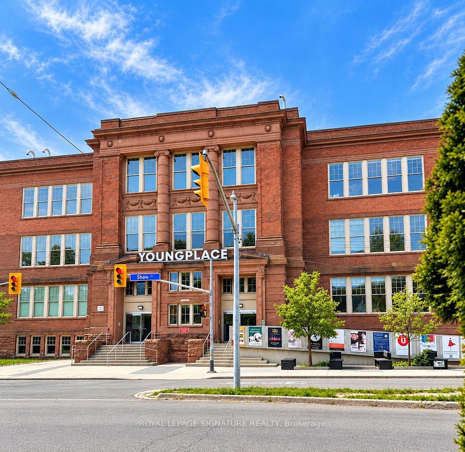 180 Shaw Street 302, Toronto, ON M6J 2W5