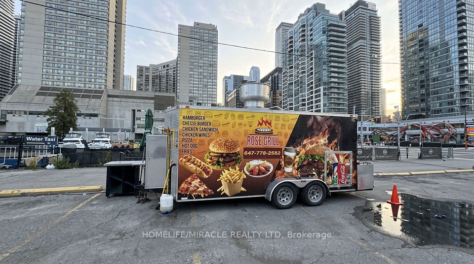 7 Queens Quay, Toronto, ON M5E 0A4