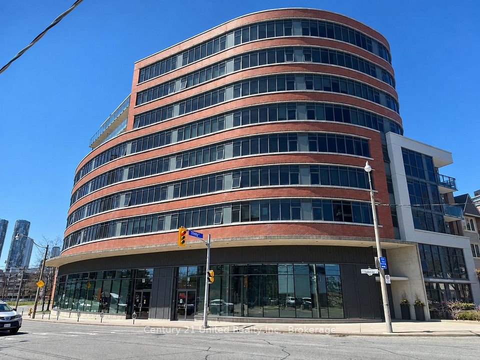 2 Eastern Avenue 4, Toronto, ON M5A 3J4