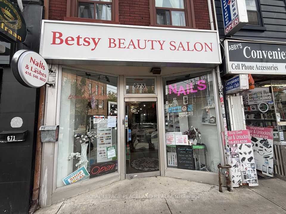 673 Queen Street W, Toronto, ON M6J 1E6