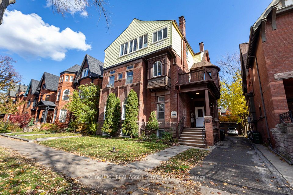55 Madison Avenue, Toronto, ON M5R 2S3