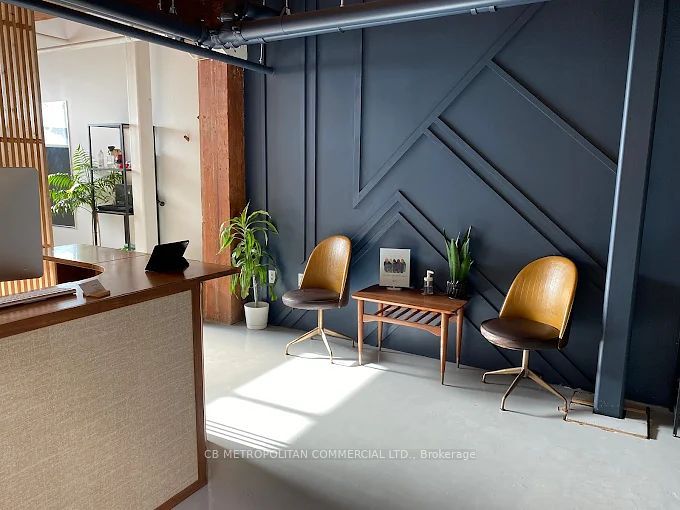 78 Richmond Street E 100, Toronto, ON M5C 1P1